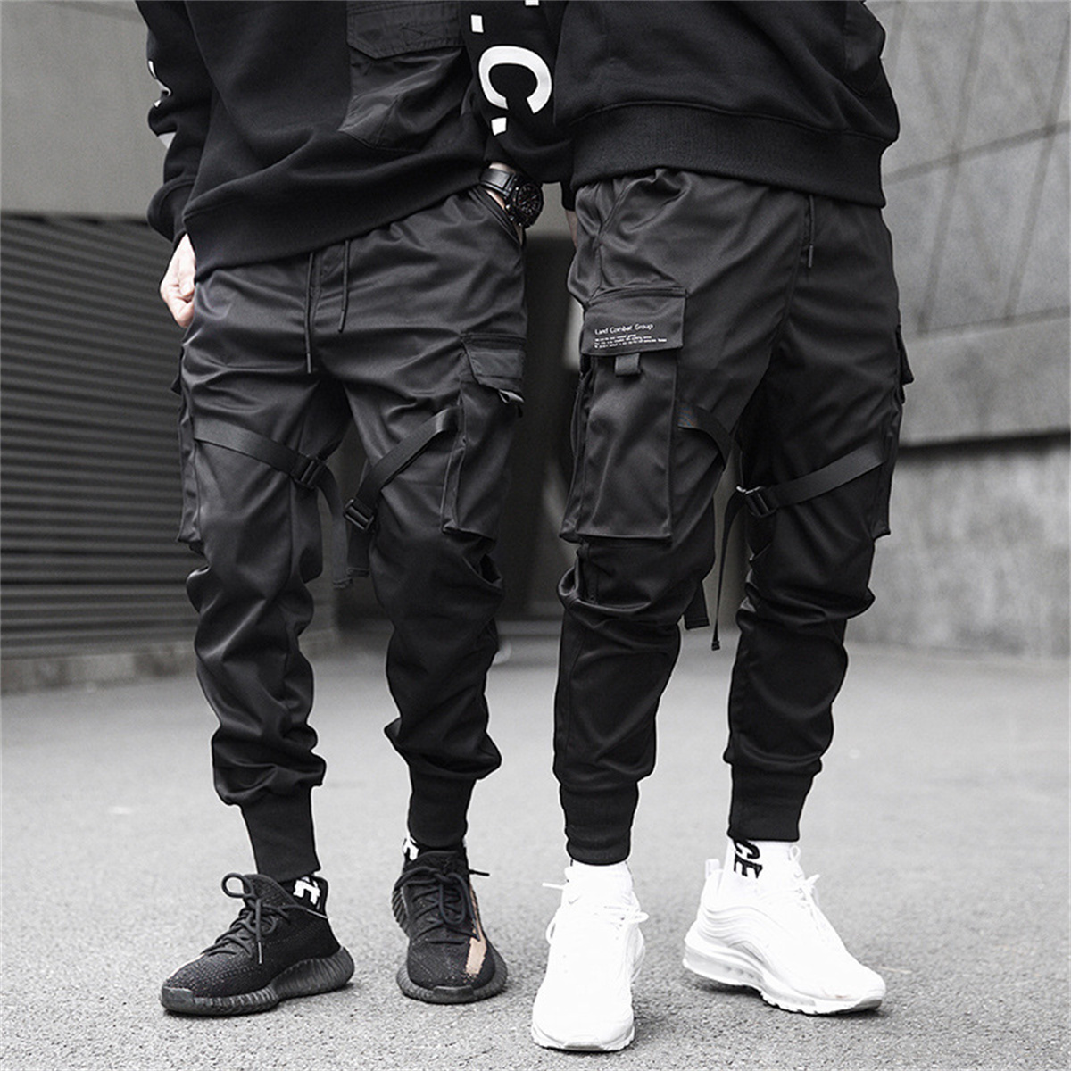 Streetwear Brand Marketing - Czarne spodnie Cargo w stylu hip-hopu